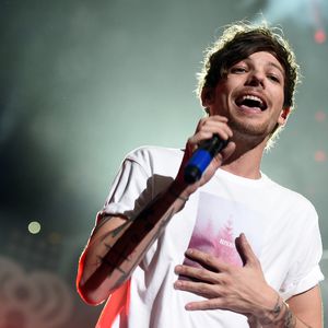 1D-Louis' Sohn Freddie feiert 2. Geburtstag im Disneyland!