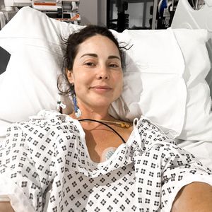 Wöchentliche Untersuchung: Louise Thompson muss in Klinik!