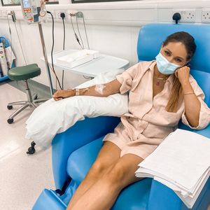 Große Sorge: Louise Thompson liegt erneut im Krankenhaus!