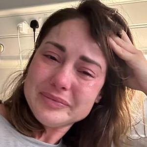 "Unsichtbar": Louise Thompson spricht über Krankheitskampf
