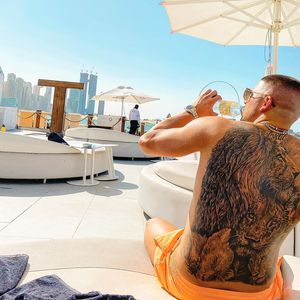 Welchem "Love Island"-Hottie gehört dieser Tattoo-Rücken?