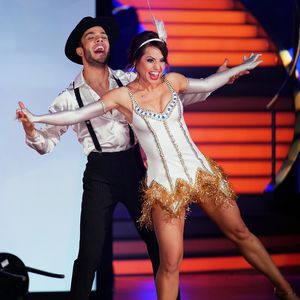Als Paar bei "Let's Dance"-Tour: Christina und Luca happy