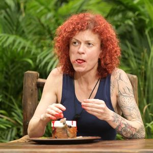 Widerliche Details: So schlimm war Essensprüfung für Lucy!
