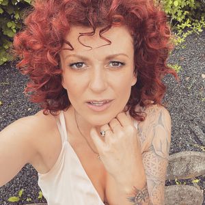 Ist No-Angels-Sängerin Lucy Diakovska etwa wieder Single?