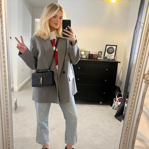 Kurz nach Geburt: Lucy Fallon zeigt durchtrainierten Body