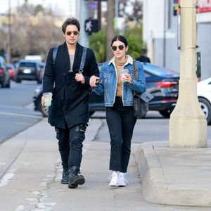 "Pretty Little Liars"-Lucy Hale mit Unbekanntem erwischt
