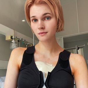 Nach Brust-OP: GNTM-Girl Lucy Hellenbrecht gibt ein Update