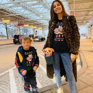 Wie süß! Cathy Hummels und Ludwig im Weihnachts-Partnerlook