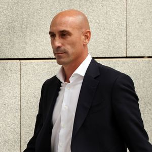 Luis Rubiales muss nun wegen sexueller Nötigung vor Gericht