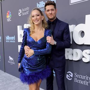 Billboard Awards: Michael Bublés Frau zeigt ihren Babybauch
