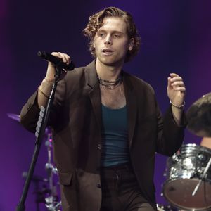 Fans in Aufruhr: Hat 5-Seconds-of-Summer-Luke geheiratet?