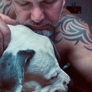 BTN-Star Lutz Schweigel trauert: Sein Hund Brutus ist tot