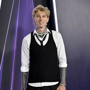 Fans alarmiert: Machine Gun Kelly isst nur alle paar Tage