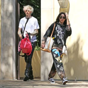 Megan hilft Machine Gun Kelly beim Kampf gegen Drogensucht