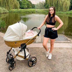"Ex on the Beach"-Star Maddi Henderson schwärmt von Baby