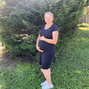 "Alle meine Frauen"-Star Madison Brush erwartet viertes Baby