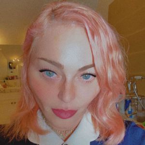 Krasse Typveränderung: Madonna zeigt sich mit pinken Haaren