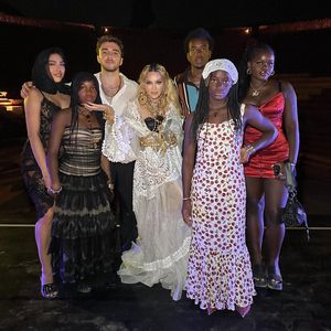 Mit allen Kids: So glamourös feiert Madonna ihren Geburtstag