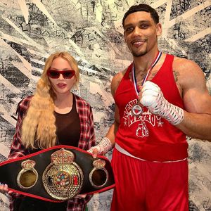 Madonna besucht nach Zusammenbruch Boxwettkampf von Freund