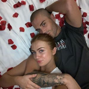 Max George hätte beinahe um Maisie Smiths Hand angehalten!