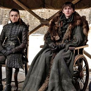 Maisie Williams, Isaac Hempstead-Wright und Sophie Turner in "Game of Thrones"