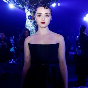Nach Trennung: Maisie Williams hat ein Profil auf Dating-App