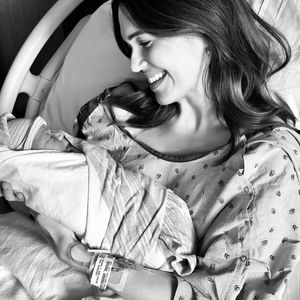 Komisch? Mandy Moore isst Kapseln aus eigener Plazenta