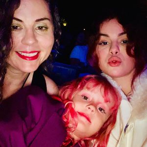 Seltenes Foto: Selena Gomez mit ihrer Mutter und Schwester!