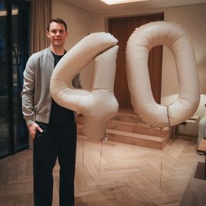 Manuel Neuer genoss seinen 40. Geburtstag mit den Liebsten