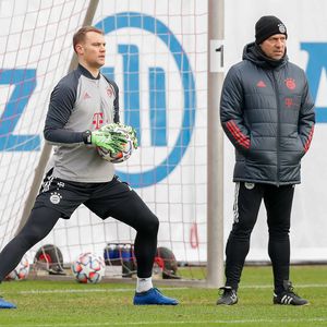 Rückendeckung für Manuel Neuer von Bundestrainer Hansi Flick