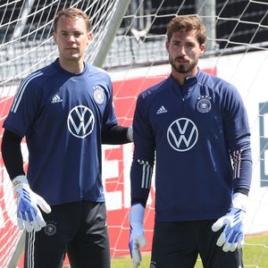 Wird Manuel Neuer etwa von Kevin Trapp im DFB-Tor ersetzt?