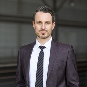 "Haus Anubis"-Star Marc Dumitru neu bei "Alles was zählt"!