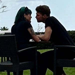 Vertraut im Urlaub: Ist das etwa Marc Zimmermanns Freundin?