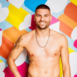Blind-Date mit Melissa: Das ist der neue Islander Marcel!