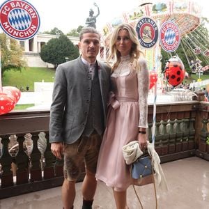 Ex-Bachelor-Girl Katja Kühne hat ihren Marcel geheiratet