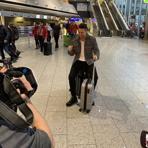 Angst um Frise? Marco ziemlich nervös vor Busch-Abenteuer