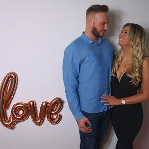Chethrin Schulze teilt erstes öffentliches "Ich liebe dich"