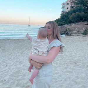 Maren Wolf happy: Erstes Weihnachten mit Baby Lyan steht an