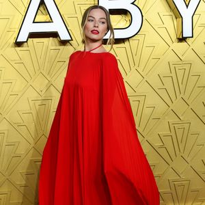 Um Babysitter loszuwerden: Margot Robbie stellte sich tot!