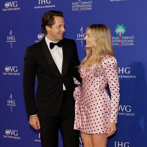 Schon wieder! Margot Robbie bezaubert im pinken Barbie-Look