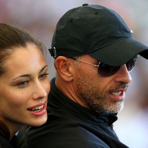 Trotz Trennung: Eros Ramazzotti & seine Ex busseln am Strand