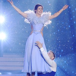 Wird diese "Let's Dance"-Profitänzerin die nächste Mama?