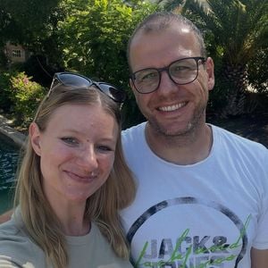 Werden HadeB-Marina und Robert ihr Baby im Netz zeigen?