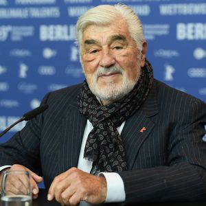 "Versuchungen fallen weg": Mario Adorf sinniert übers Leben