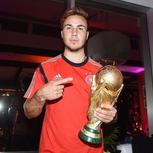 Wegen der Götze-Brüder: GNTM-Cathy bricht in Tränen aus!