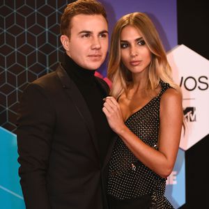 Bling-Bling: Ann-Kathrin Brömmels funkelnder Verlobungsring!