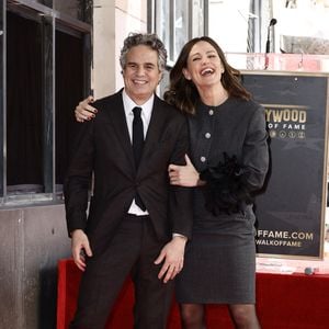 So gratuliert Jennifer Mark Ruffalo zum Walk-of-Fame-Stern