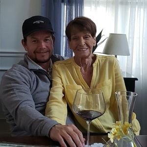 Schauspieler Mark Wahlberg trauert um seine Mutter Alma