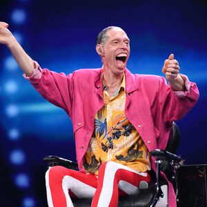 Mick-Jagger-Gebiss: Martin Schneiders Tarnung flog fast auf!