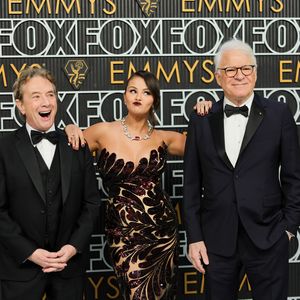 So reagierten Selena Gomez' Co-Stars auf ihre Verlobung